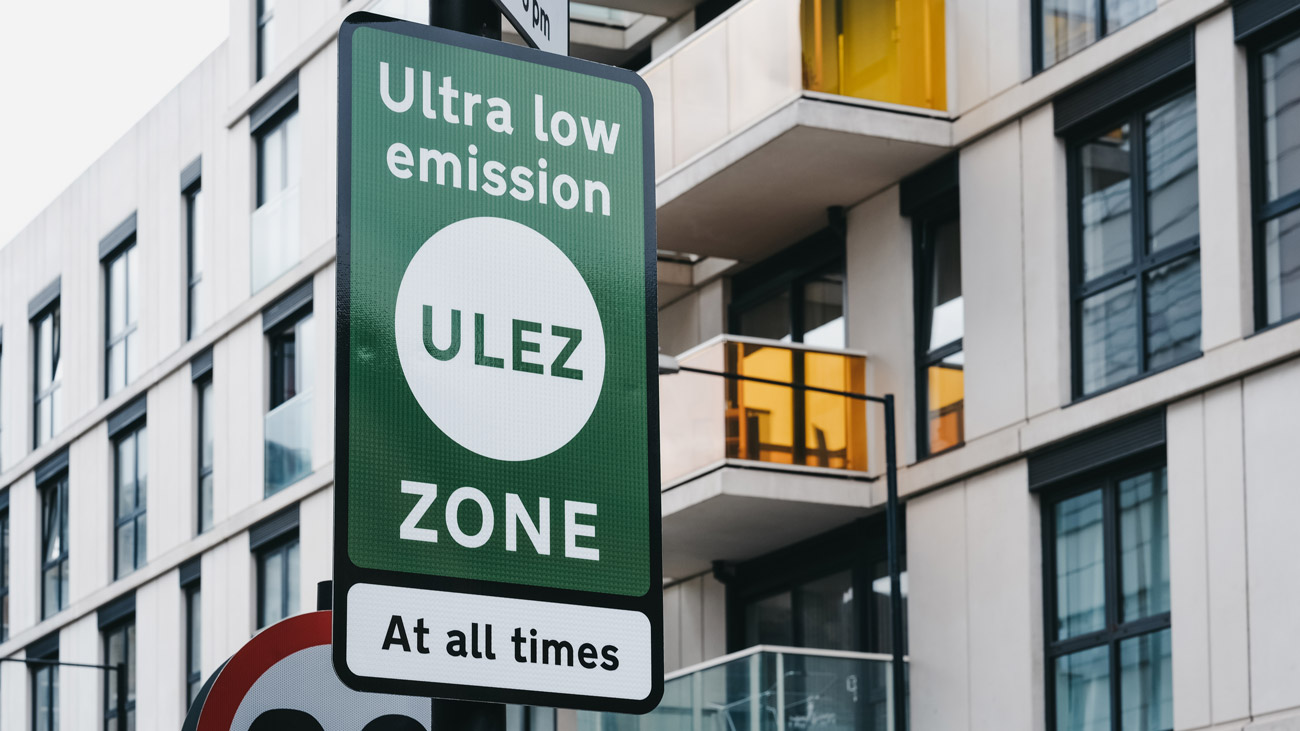 ultra-low-emission-zone-sign-1300pxs.jpg